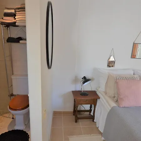 شقة Idyllic Old Town House In By Nras *